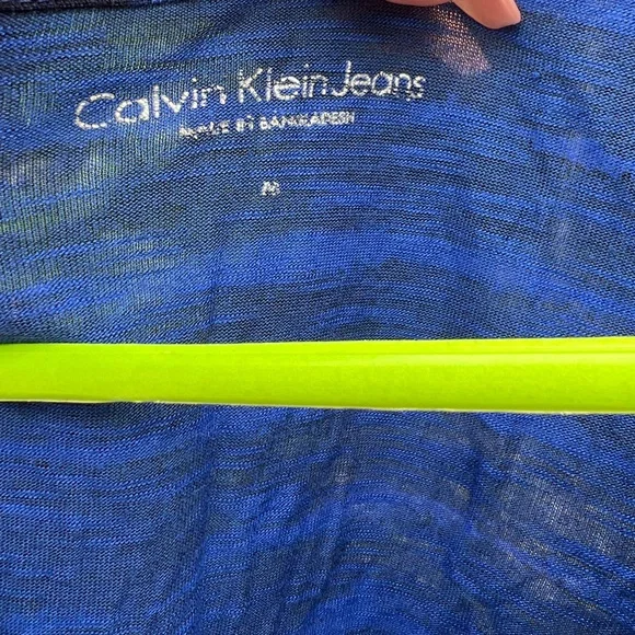 Calvin klein t shirt - Picture 3 of 3